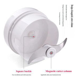 Presse-<span class=keywords><strong>Ail</strong></span> en Acier Inoxydable Robuste avec Éplucheur - Ustensile de Cuisine Ergonomique Facile à Nettoyer, Lavable au Lave-Vaisselle, Sans <span class=keywords><strong>D</strong></span>égâts, Qualité Allemande - Product Image 2