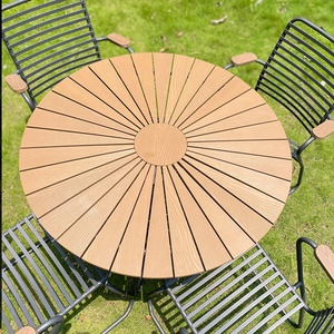 Muebles <span class=keywords><strong>de</strong></span> exterior modernos para patio, juegos <span class=keywords><strong>de</strong></span> jardín <span class=keywords><strong>de</strong></span> madera para 4 asientos, patio <span class=keywords><strong>de</strong></span> campo <span class=keywords><strong>de</strong></span> <span class=keywords><strong>ley</strong></span> exterior, sillas <span class=keywords><strong>de</strong></span> metal apilables y juego <span class=keywords><strong>de</strong></span> mesa redonda - Product Image 3