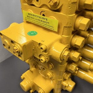 Conjunto de Válvula de Control Principal Hidráulica para Excavadora Komatsu PC130-7 PC130-7K 723-57-11700 Aplicable a Maquinaria de Construcción - Product Image 5