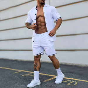 Completo da Uomo 2 Pezzi Personalizzabile con Logo, 1MOQ, Moda Estate 2024, Taglie Forti 4XL, Giacca con Colletto Risvoltato e Pantaloncini - Product Image 5