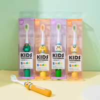 Brosse à dents à poils souples avec poignée en caoutchouc anti-dérapant pour enfants