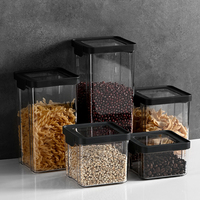 Boîte de conservation alimentaire transparente en PP sans BPA, empilable et hermétique, pour céréales, légumineuses, noix et produits secs, idéale pour la cuisine et la présentation en magasin.