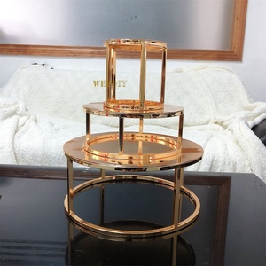 Juego de 3 bandejas para pasteles y postres de pies altos Soporte cuadrado para pasteles de <span class=keywords><strong>hierro</strong></span> para mesa de postres elegante - Product Image 6