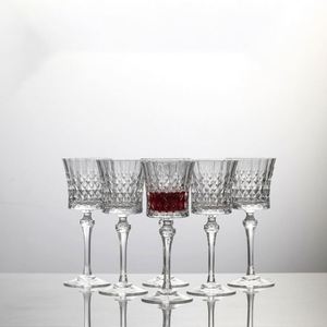 Copas de Vino Tinto Transparentes de Cristal con Tallo, Estilo Clásico, Elegantes - Product Image 3