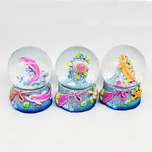 Recuerdo Turístico de las <span class=keywords><strong>Maldivas</strong></span>, <span class=keywords><strong>Serie</strong></span> Océano, Escultura de Resina con Forma de Concha, Palmera, Tortuga Marina y Bola de Nieve de Cristal - Product Image 4