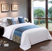 Chemins de lit et oreillers assortis colorés personnalisés grande taille étoiles lit d'hôtel jetés écharpe impression polyester chemin de lit vente en gros