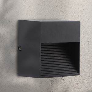 Faro LED da esterno 3W IP54, 3000K; illuminazione efficiente per esterni, vialetti e giardini. - Product Image 1