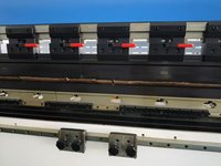 Prensa Plegadora CNC Electrohidráulica Servoautomática DHS de 160 toneladas [6100] para Chapa Metálica y Acero, Nueva