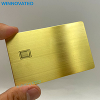 Carte de crédit personnalisée EMV métallique pour carte de crédit gravée à fente pour puce avec bande magnétique