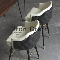 Tabouret de bar moderne minimaliste de style nordique, avec structure en métal, dossier haut et pieds longs, pour usage domestique et commercial