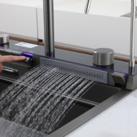 Ensemble d'évier de cuisine moderne à bol unique en acier inoxydable 304 noir offre une installation facile et multifonctionnel résistant aux rayures