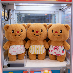 Peluche Orsetto Burroso di Tendenza, Animale di Peluche Kawaii con Pannolino a Fragola, Cuscino Morbido da Abbraccio, Regalo per Bambini, Premio per Macchine Artiglio e Distributori Automatici - Product Image 1