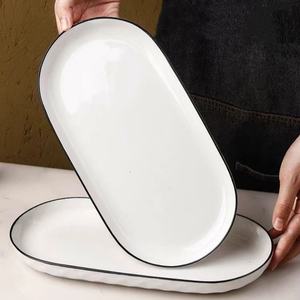 Assiette de poisson rectangulaire en céramique minimaliste nordique de 12 pouces avec relief épais et motif végétal assiette à <span class=keywords><strong>sushi</strong></span> créative personnalisée - Product Image 1