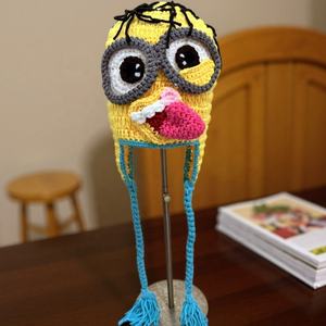 Gorro de Punto SOLPOP, Diseño de Hombre Miniatura Amarillo de Dibujos Animados, Hecho a Mano, con un Solo Ojo, Gorro de Invierno Otoñal, Lindo y Divertido, con Trenzas Largas - Product Image 3