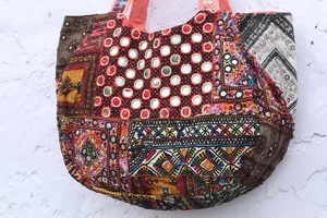 Bolso Banjara Hecho a Mano de Alta Calidad, Estilo Vintage, Étnico Indio, Bordado a Mano, Colorido, Excelente Precio - Product Image 2