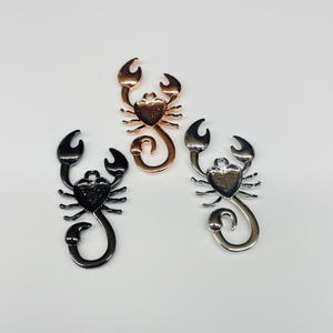 Métal 3D Scorpion Pendentif Rétro Halloween DIY Bijoux Accessoires Dark Niche Décoratif Props Alliage Scorpion - Product Image 5