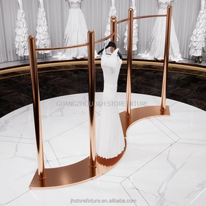 ชั้นวางเสื้อผ้าสแตนเลสสำหรับผู้หญิงชั้นวางเสื้อผ้าสีโรสโกลด์ฟรี - Product Image 1