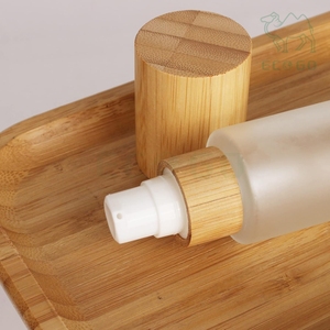 บรรจุภัณฑ์เดินทางสุดหรู ขวดแก้วฝ้าแบบกำหนดเองสำหรับใส่โลชั่น ครีมบำรุงผิวหน้า ขวดเครื่องสำอางพร้อมฝาไม้ไผ่ - Product Image 3