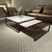 Table basse carrée italienne marron de luxe moderne en pierre, marbre, bois de noyer, design contemporain élégant