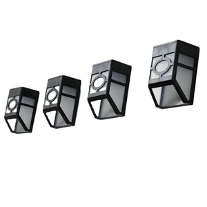 Lampe murale solaire rétro carrée à LED pour extérieur, lumière de jardin étanche avec capteur de contrôle de la lumière, lampe décorative de paysage - Product Image 1