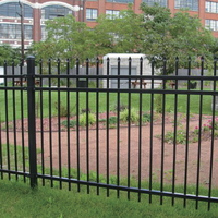 Clôture en acier résistante à la rouille avec pointe de lance, clôture extérieure en métal durable, clôture de jardin résistante aux intempéries, clôture de périmètre sécurisée