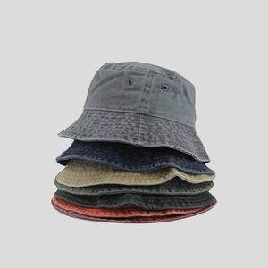 Chapeau seau d'été Fishman personnalisé avec logo brodé multicolore unisexe à la mode en denim - Product Image 1