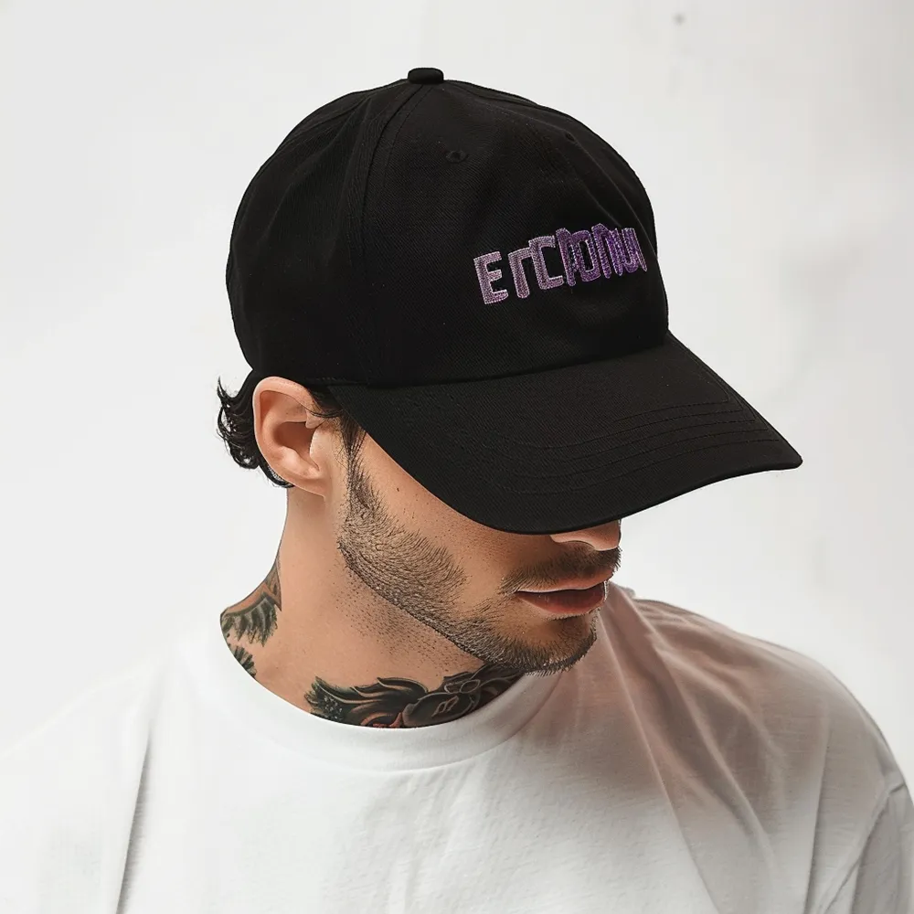 Wholesales Stock New Style 3d Embroidered Logo Fashion Side Patch Sports Cap Flat Brim Custom Fitted Hat Baseball Cap