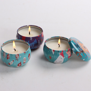 Ensemble cadeau de bougies parfumées de Noël, lot de 4, bougies en cire de soja naturelle dans des boîtes en métal, avec 4 parfums pour la décoration de la maison et les cadeaux de Noël - Product Image 4