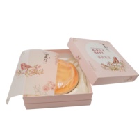 Boîte cadeau rigide de luxe personnalisée pour l'emballage de nids d'oiseaux avec gaufrage, laminage mat, caractéristiques haut de gamme et insert en satin