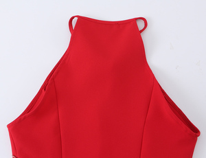 Top Casual da Donna Senza Maniche con Lacci e Dettagli Traforati in Colore Rosso - Product Image 5
