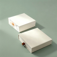 Boîte d'emballage de savon personnalisée écologique, boîte rigide blanche avec poignée, boîtes cadeaux pour artisanat fait main, boutique