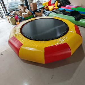 Trampoline d'eau gonflable de haute qualité en PVC 2.5m <span class=keywords><strong>3m</strong></span> pour enfants/adultes Trampoline flottant jeu de jouets d'eau gonflable - Product Image 5