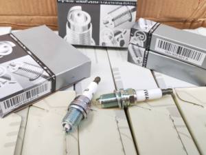 Vente flash - Pièces de moteur automobile haute performance - Bougie d'allumage - Bougie d'allumage en iridium 06H905601A pour <span class=keywords><strong>Audi</strong></span> A4 A5 VW Passat Golf Jetta - Product Image 6