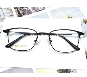 <span class=keywords><strong>Occhiali</strong></span> da Vista in Titanio alla Moda, Montature <span class=keywords><strong>Sottili</strong></span> e Piatte, <span class=keywords><strong>Occhiali</strong></span> Raffinati per Uomo e Donna - Product Image 6