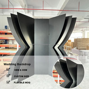 Panneau mural de mariage en acrylique moderne de luxe en forme de fleur avec structure de support détachable - Product Image 4