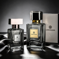 Flacon de parfum de luxe, flacon en verre carré blanc givré, bouchon en métal, pompe pulvérisatrice avec coffret cadeau