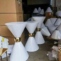 Ensemble de 3 socles de luxe pour gâteaux et desserts, cylindriques en métal blanc brillant, avec détails dorés miroir, pour mariage, Global