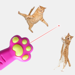 2020 giocattolo per animali domestici ricaricabile USB Laser Paw Beam Laser Cat Toy immagine in plastica giocattoli per gatti dimensioni personalizzate interattive 50 pezzi in stock - Product Image 1