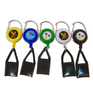 Correa de cuero negro enlatado con hebilla elástica, soporte para llavero, mechero, retráctil, venta al por mayor - Product Image 1