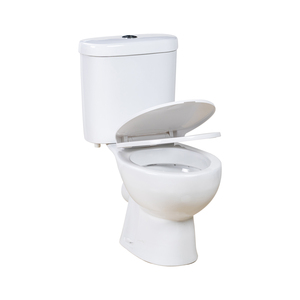 Inodoro de cerámica de dos piezas con sifón en P y descarga por arrastre para baño, venta al por mayor de fábrica - Product Image 1