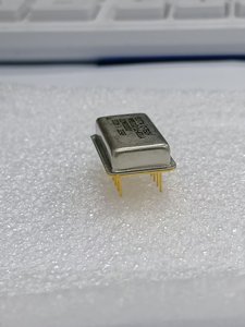 M55310/16-B31A Oscilador de Cristal Sellado de 20MHz, 14 Pines, DIP, Montaje a Través de Orificio - Product Image 4