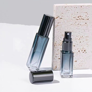 ขวดสเปรย์น้ำหอมแก้วไล่เฉดสีหรูหรา 5 มล. 10 มล. ขวดแก้วเครื่องสำอางหรูหรา - Product Image 2