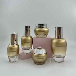 Eco Friendly New Luxury Classic <span class=keywords><strong>Glace</strong></span> Oil Glass Jar Contenedores y botella Juego completo para el cuidado de la piel Cosméticos Embalaje - Product Image 2