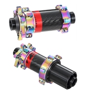 Moyeu de cyclisme en carbone ultra léger Type de traction droite Corps de cassette personnalisé Design coloré Modèle 714 Frein à disque noir 24H