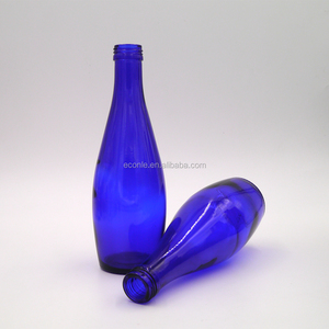 Bouteille en verre à boire doux d'eau minérale bleu cobalt 330ml avec bouchon à vis personnalisé Materia Prima Botellas De Vidrio De Color - Product Image 2