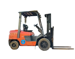 รถยก100% โตโยต้า30 3ตันสูง3เมตรเครื่องยนต์ดีเซลพร้อมใช้งานในสภาพภูมิประเทศขรุขระมาตรฐานสูง - Product Image 1