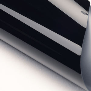 Película Protectora de Pintura TPU Negra Brillante de 6.5mil, Autoregenerable, Antiarañazos, Rechazo UV 99% IR 90%, Rollo de Protección Invisible para Carrocería VSIN - Product Image 2