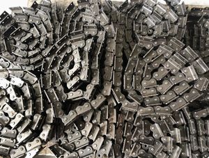 08B-2 Orejas de cadena de placa curva Diseño de doble orificio Acero al carbono Paso de 12,7mm Transmisión de sistemas de transportador de rodillos industriales - Product Image 6