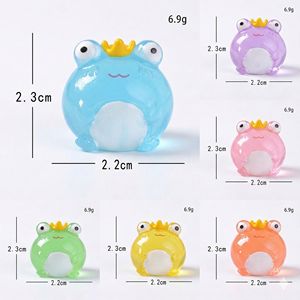 Adorables Ranas con Corona 3D que Brillan en la Oscuridad, Pequeños <span class=keywords><strong>Animales</strong></span> de Resina Pintados a Mano, Regalos de Estilo Fairycore, Recuerdos <span class=keywords><strong>para</strong></span> Fiestas de Halloween, Miniaturas - Product Image 4