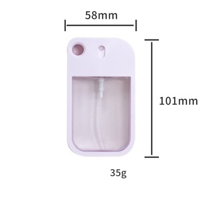 Flacone Spray Ricaricabile in Plastica PETG di Alta Qualità, 40-45ml, Design Sottile Portatile per Viaggi, con Pompetta in Silicone - Product Image 4